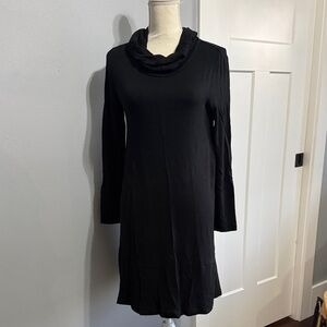 Elegant Black Long Sleeve Dress